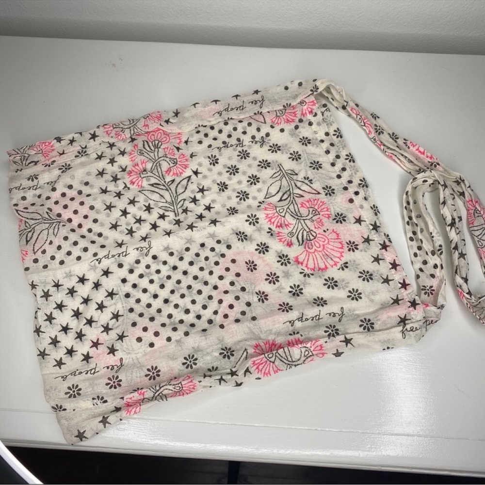 Free people White Pink black Foldable Tote Bag
